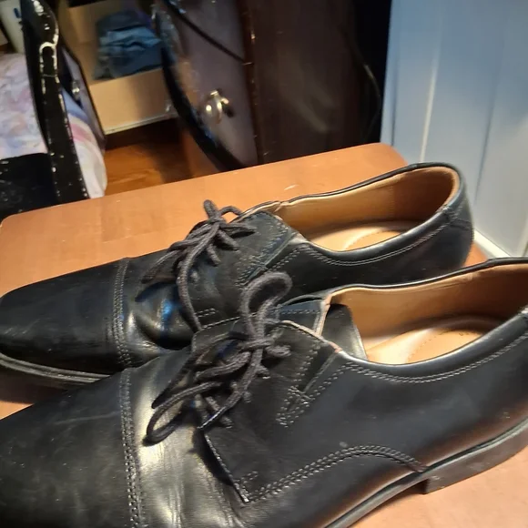 Cole Haan Dark Leather Men's Oxfords - Picture 3 of 4